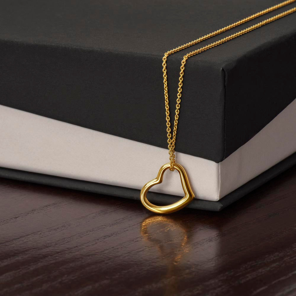 Minimalist Heart Neklace