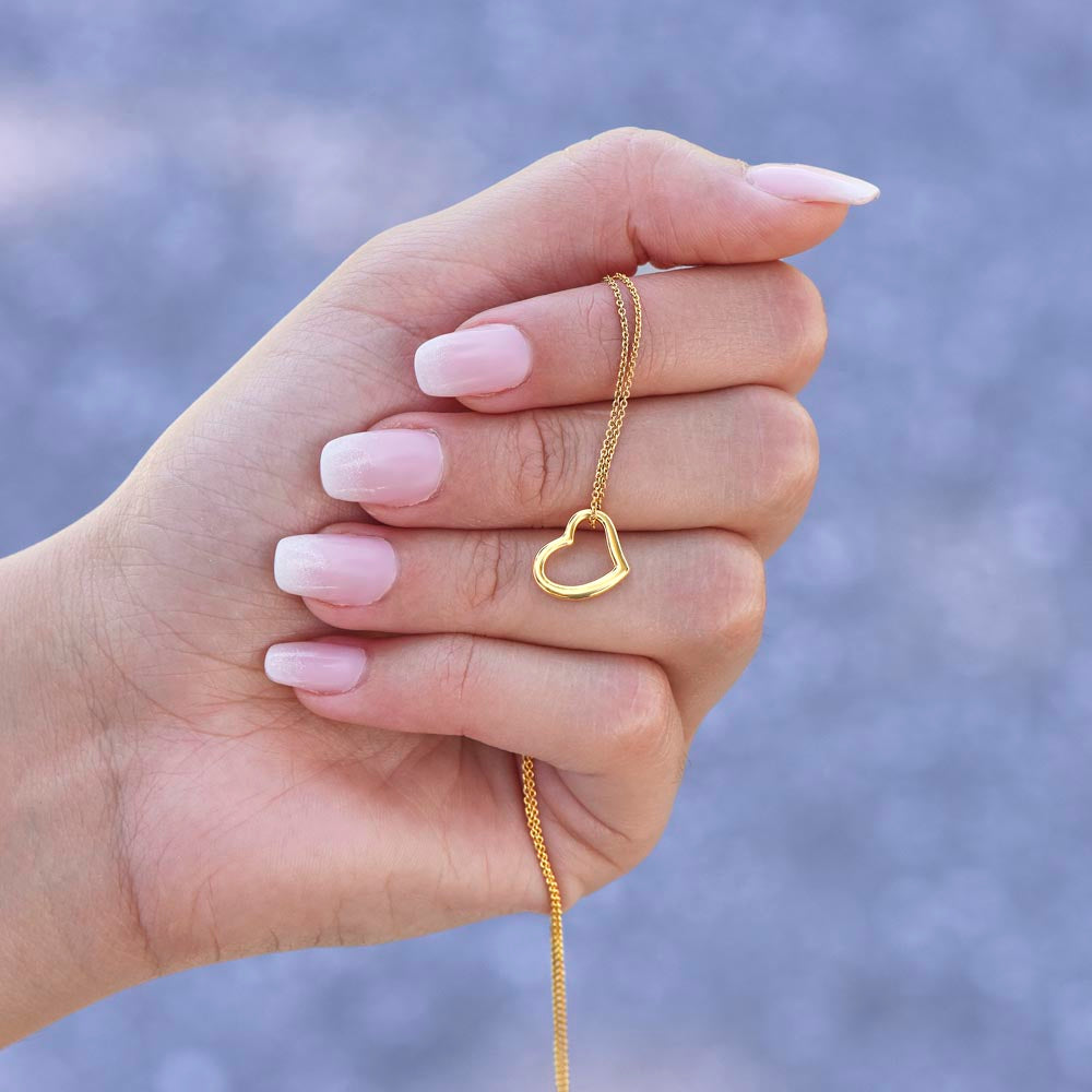 Minimalist Heart Neklace
